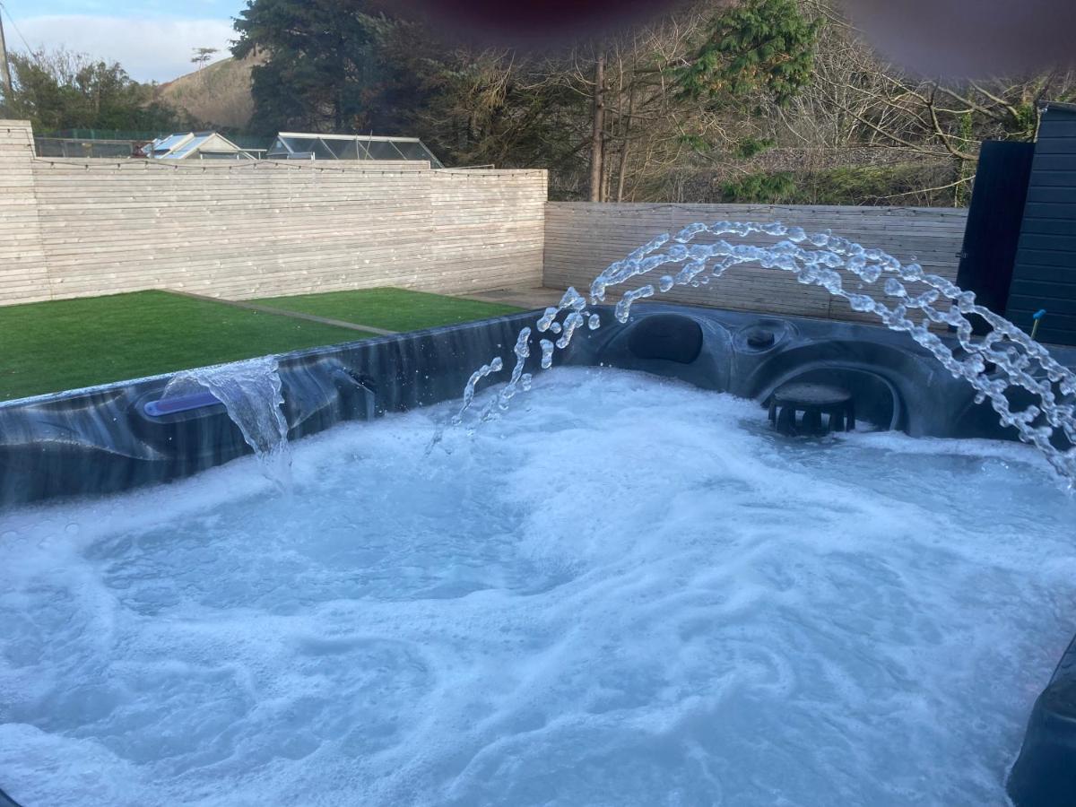 No40Barmouth-Modern,Spacious&Hot Tub Екстериор снимка