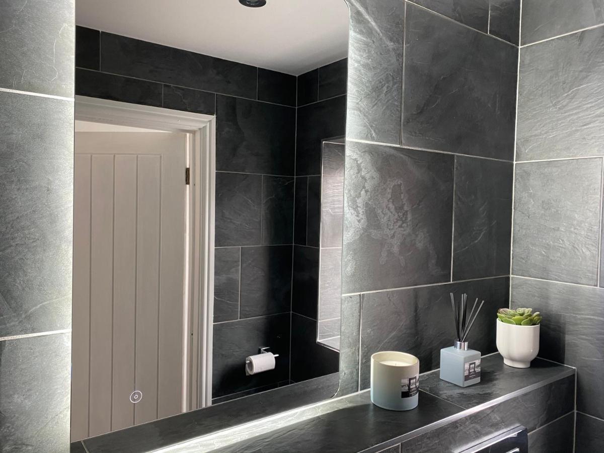 No40Barmouth-Modern,Spacious&Hot Tub Екстериор снимка