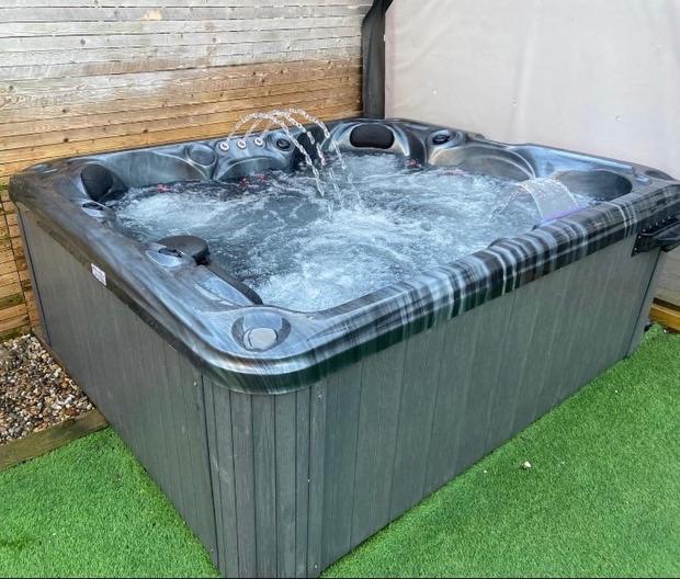 No40Barmouth-Modern,Spacious&Hot Tub Екстериор снимка